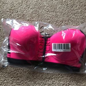 Victoria’s Secret Sports Bra